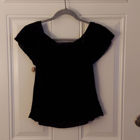 Women's H by Halston velvet top - Picture 7 of 7